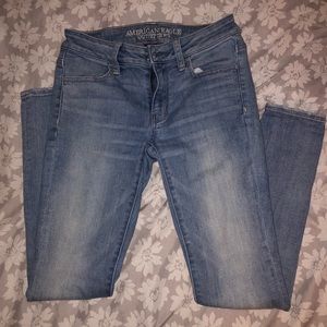 American Eagle Light Wash Jeggings